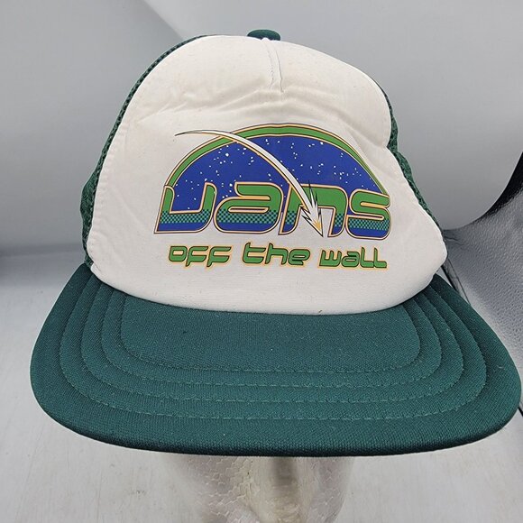 Vans Off The Wall White Green Trucker Hat Adjustable Comfort Outdoors Casual - Picture 1 of 8